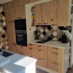 235 - 1 Apartment