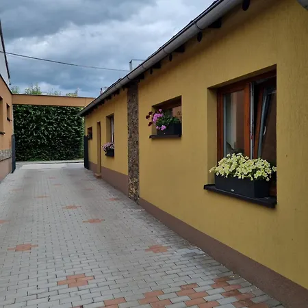 Apartment 235 - 1